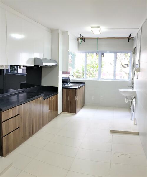 For Rent - 247 Hougang Avenue 3