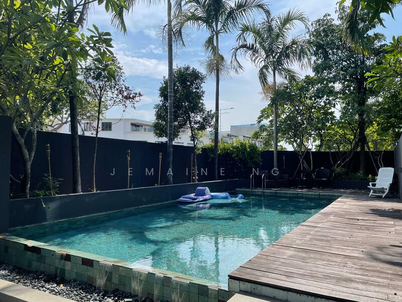 FREEHOLD CORNER TERRACE MOVE IN CONDITION, Eunos / Geylang / Paya Lebar, 5 Bedrooms, 4,364 sqft, Corner Terrace For Sale, by Jemaine Ng, 60054155 - Pool - PropertyGuru.com.sg