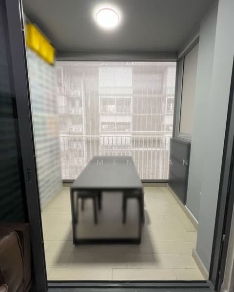 The Florence Residences, 91 Hougang Avenue 2, 2 Bedrooms, 667 sqft, Condominium For Rent, by Shermen Han, 60054225 - Balcony - PropertyGuru.com.sg