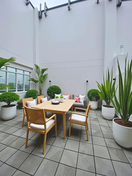 For Rent - Orchard Scotts