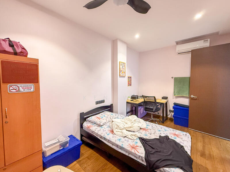 For Rent - Heeton Park
