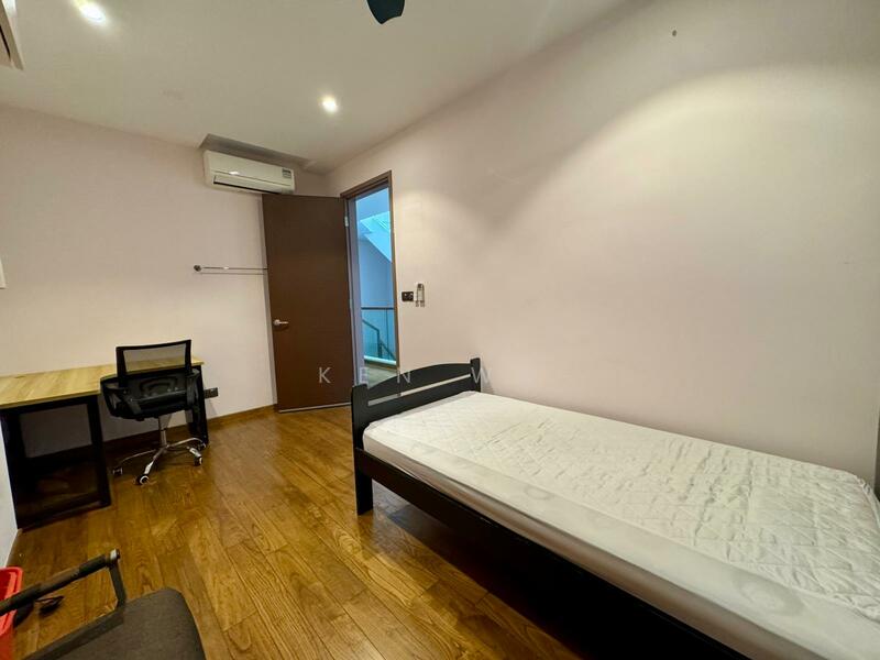 For Rent - Heeton Park