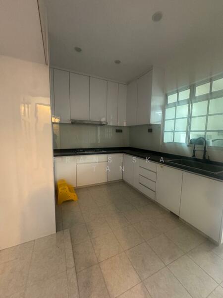 For Sale - Chuan Green
