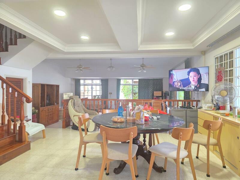 For Sale - Sea Breeze Avenue