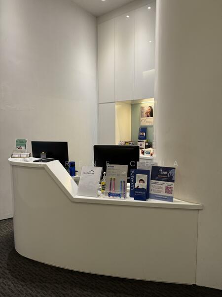 Camden Medical Centre, 1 Orchard Boulevard, 131 sqft, Medical For Rent, by Serene Chua, 60054426 - Lobby - CommercialGuru.com.sg