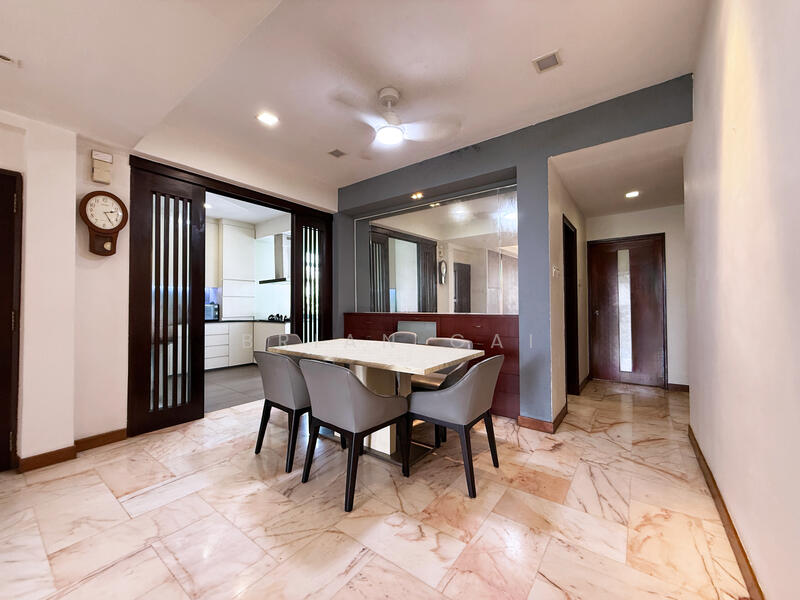 For Sale - Thomson Grove