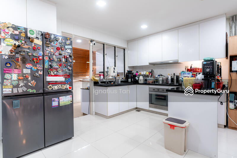Dry Kitchen