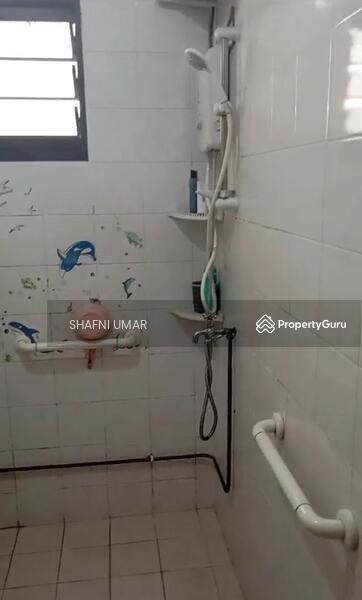 For Rent - 325 Sembawang Crescent