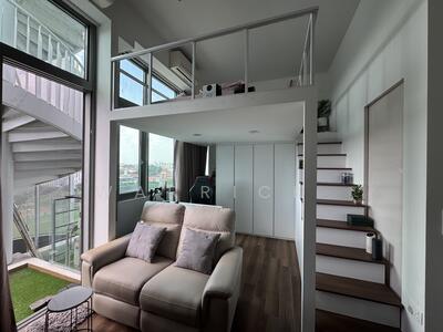 For Sale - Kingsford Hillview Peak