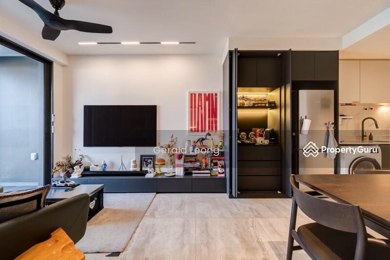 Spacious Living Dining Room