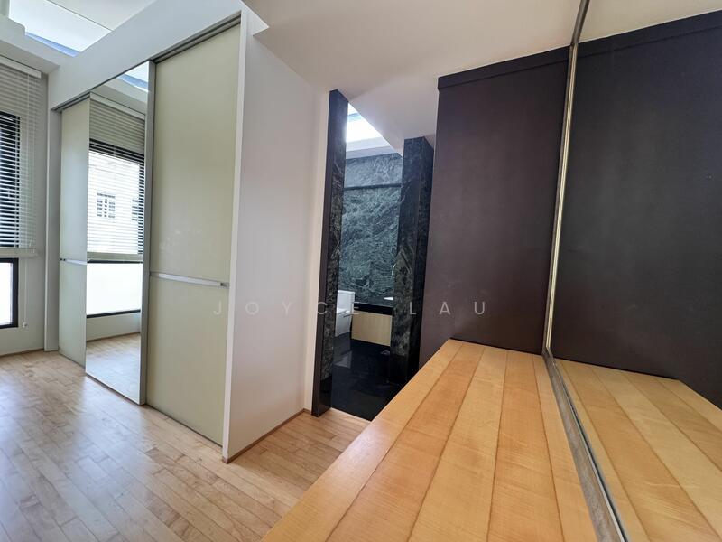 Master Walk in closet 