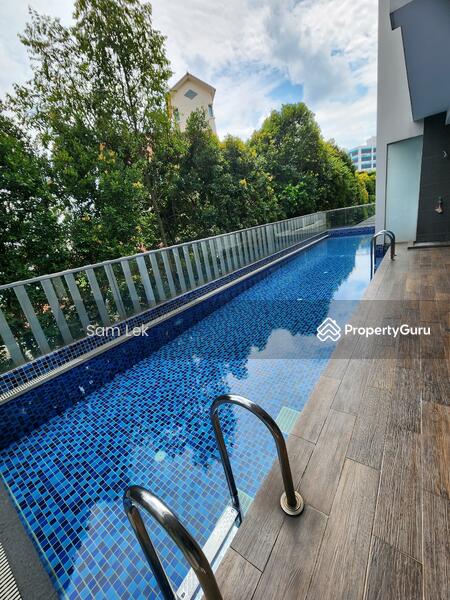 Quiet Swimming Pool for relaxation