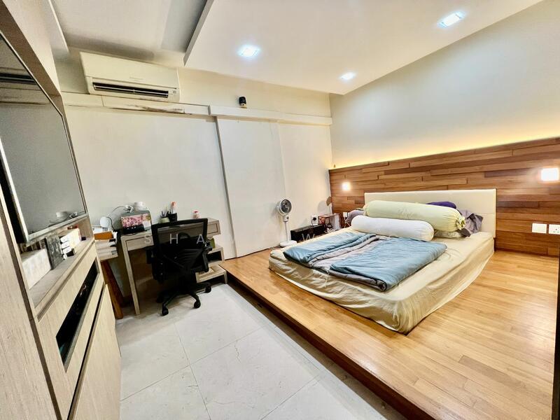 For Sale - 403 Ang Mo Kio Avenue 10