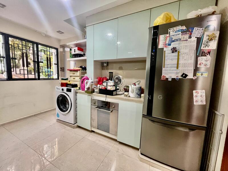 For Sale - 403 Ang Mo Kio Avenue 10