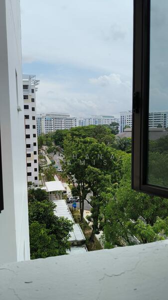 For Sale - 635 Woodlands Ring Road