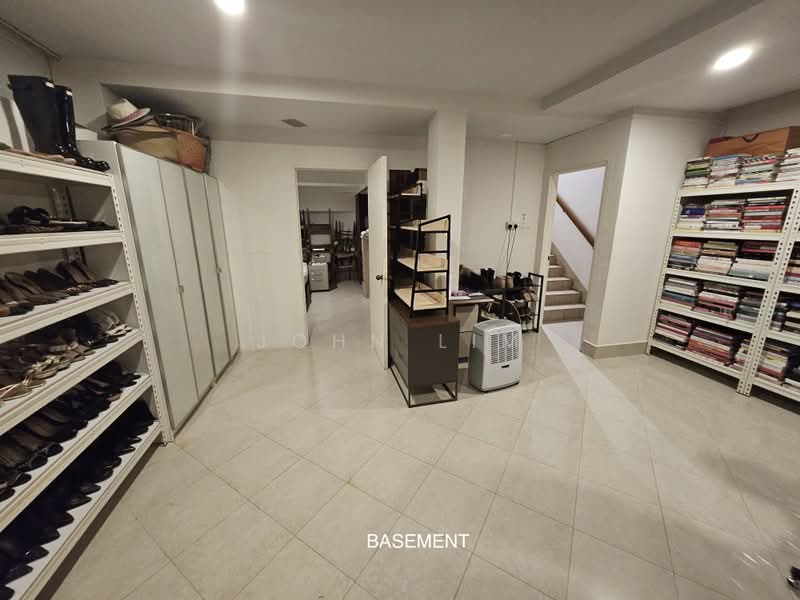 Holland Grove, 3 Holland Grove View, 4 Bedrooms, 3,000 sqft, Semi-Detached House For Sale, by John Lim, 60055641 - Basement - PropertyGuru.com.sg