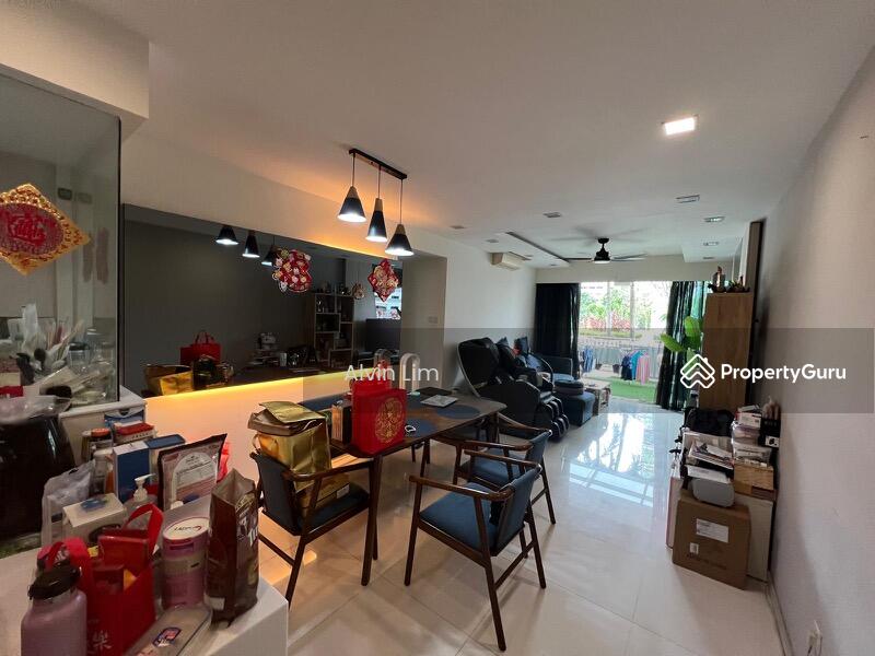 For Sale - The Quartz