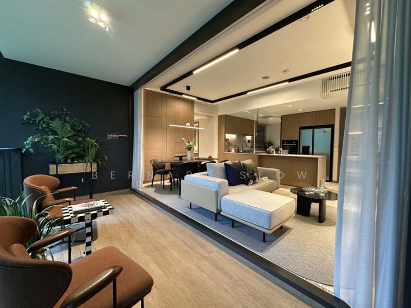Balcony | Living & Dining