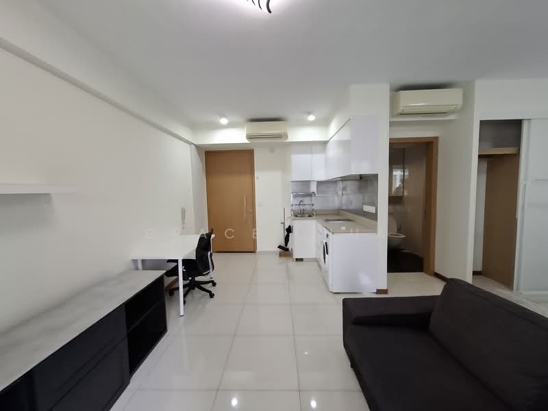 8 @ Woodleigh Condominium For Sale at S$ 999,000 | PropertyGuru Singapore - Kitchen