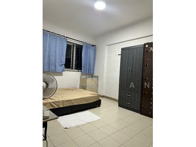 For Rent - 208 Tampines Street 21