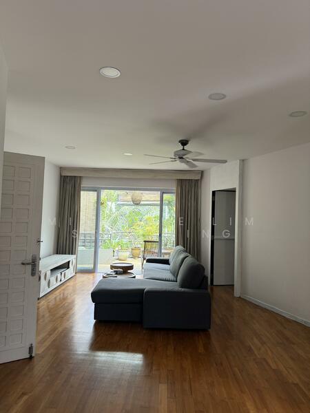Kheam Hock Gardens, 38 Kheam Hock Road, 2 Bedrooms, 1,356 sqft, Condominium For Rent, by Michelle Lim Shu Ching, 60057420 - Living Room - PropertyGuru.com.sg