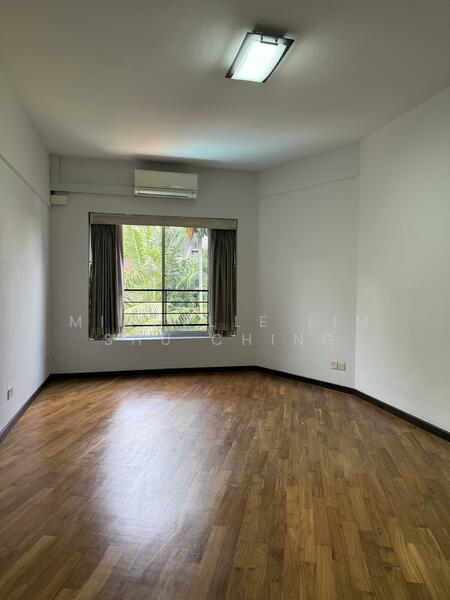 Kheam Hock Gardens, 38 Kheam Hock Road, 2 Bedrooms, 1,356 sqft, Condominium For Rent, by Michelle Lim Shu Ching, 60057420 - Master room - PropertyGuru.com.sg