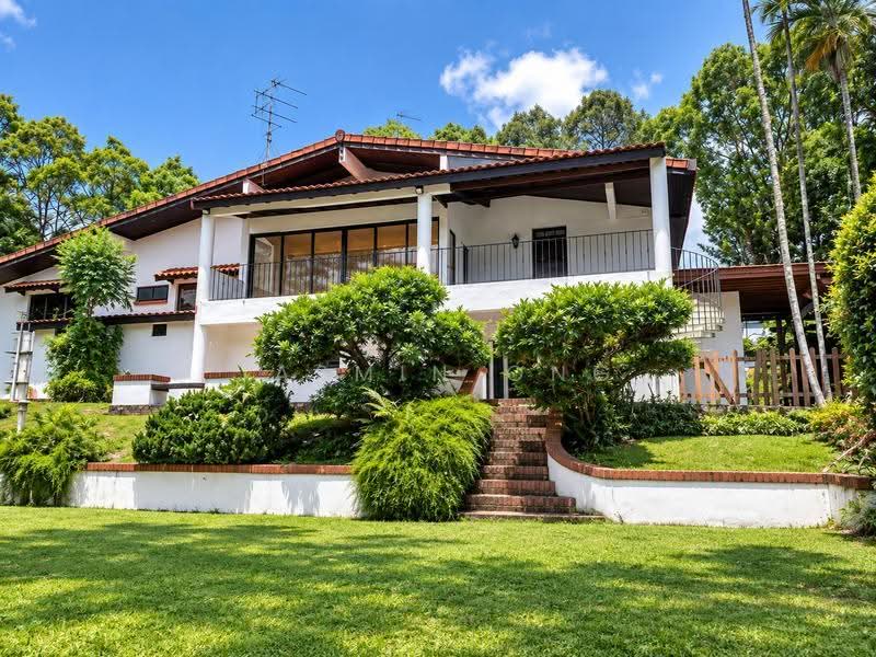 ☎️9386*7644 JASMIN ⭐️MGS UNBLOCKED GCB⭐️, Swiss Club / Binjai, Clementi Park / Upper Bukit Timah, 4 Bedrooms, 3,000 sqft, Good Class Bungalow For Sale, by Jasmin Ong, 60057592 - View From The Back - PropertyGuru.com.sg