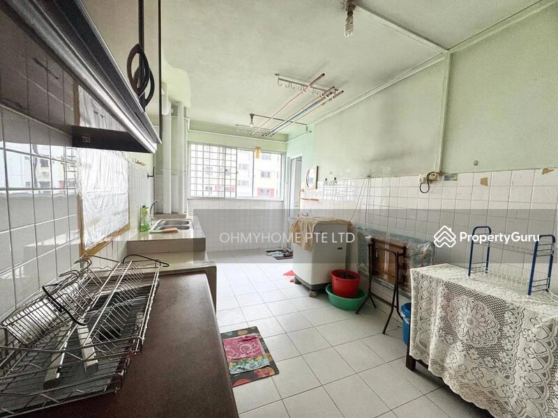 For Sale - 276 Yishun Street 22