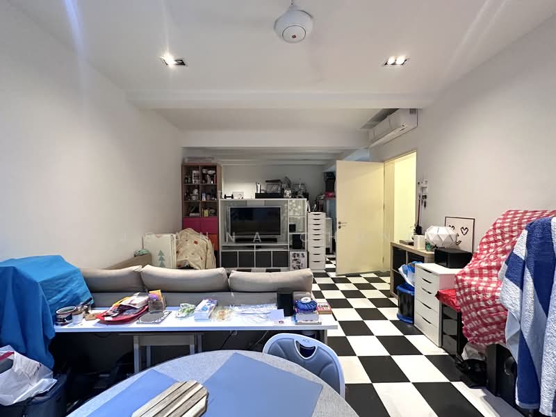 Windsor Park Estate, Windsor Park Road, 1 Bedroom, 800 sqft, Bungalow House For Rent, by Joanna Chung, 60057661 - PropertyGuru.com.sg