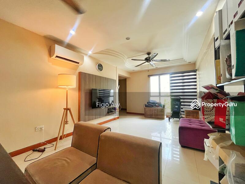 For Sale - 130 Edgedale Plains