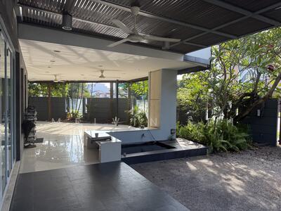 For Sale - Upper east coast road