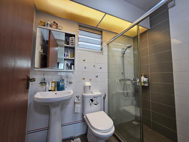 For Sale - 218B Boon Lay View