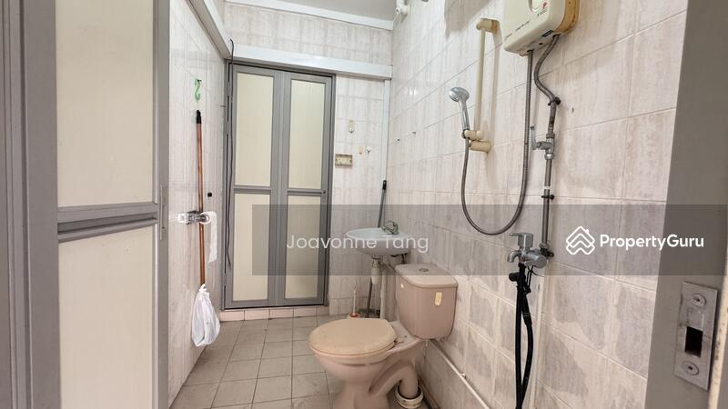 For Rent - 898A Woodlands Drive 50