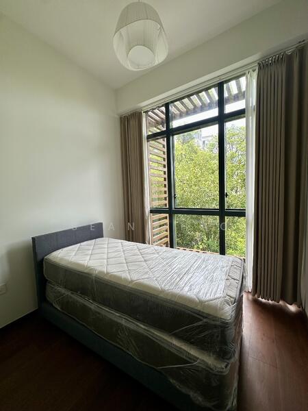 Phoenix Residences Condominium For Sale at S$ 1,500,000 | PropertyGuru Singapore - Bedroom