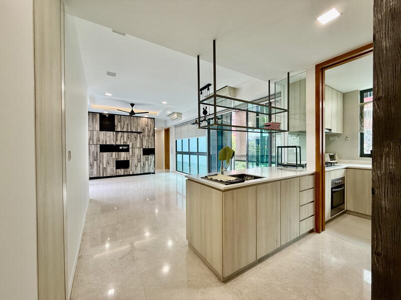 For Sale - Thomson Three