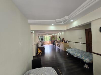 For Sale - 230 Tampines Street 24