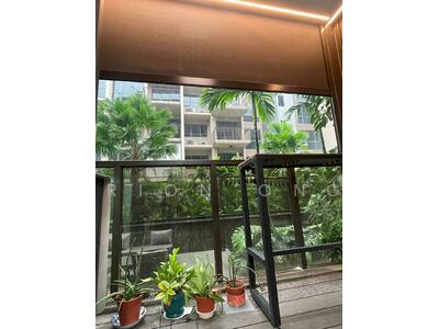 For Sale - The Commodore