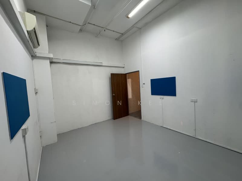 Woodlands 11, 11 Woodlands Close, 120 sqft, Light Industrial (B1) For Rent, by Simon Kee, 60058423 - Interior - CommercialGuru.com.sg
