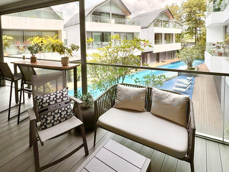 Master bedroom Balcony with Ziptrack
