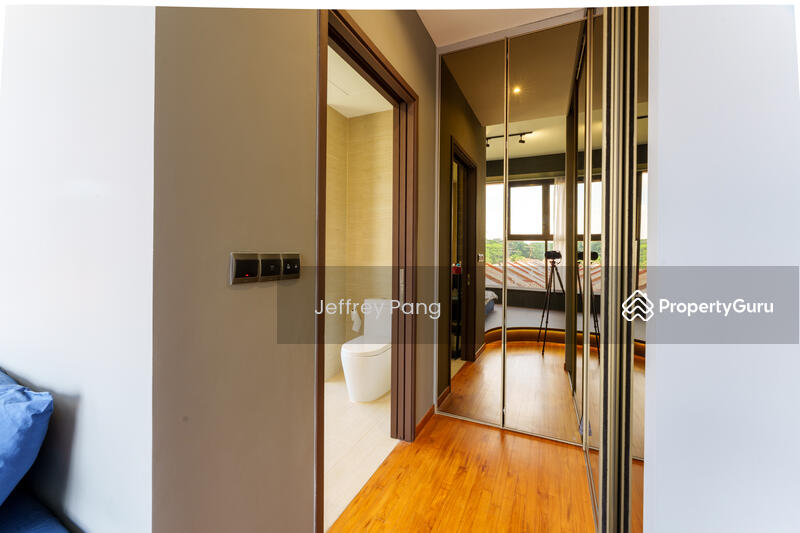 Walk-in Wardrobe