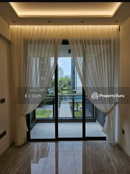 For Sale - Leedon Green