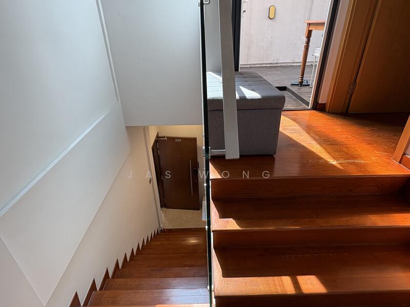 Sunshine Regency Apartment For Sale at S$ 1,650,000 | PropertyGuru Singapore