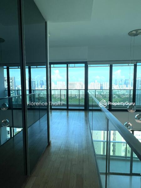Master Bedroom w balcony