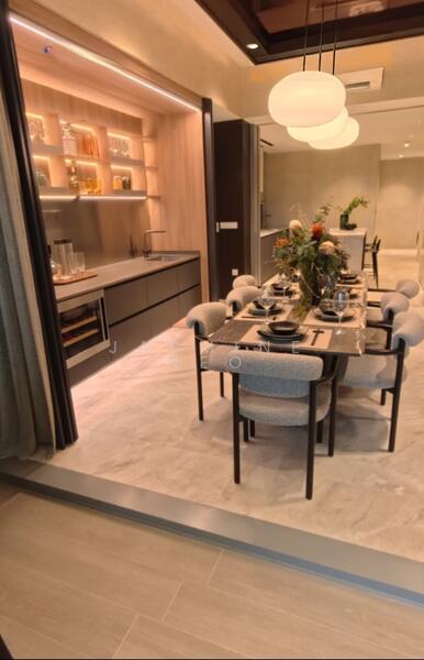Promenade Peak, 1 Zion Road, 4 Bedrooms, 1,421 sqft, Condominium For Sale, by Jasmine Neo, 60059072 - Dining Room - PropertyGuru.com.sg