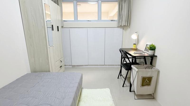 Pine Grove, 1F Pine Grove, Clementi Park / Upper Bukit Timah, Room Rental, 100 sqft, Condominium For Rent, by Bespoke Habitat Pte Ltd, 60059086 - 03-40 CR1 - PropertyGuru.com.sg