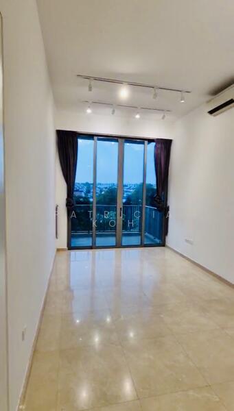 The Glades, 10 Bedok Rise, 2 Bedrooms, 581 sqft, Condominium For Rent, by Patricia Koh, 60059284 - Living Room - PropertyGuru.com.sg