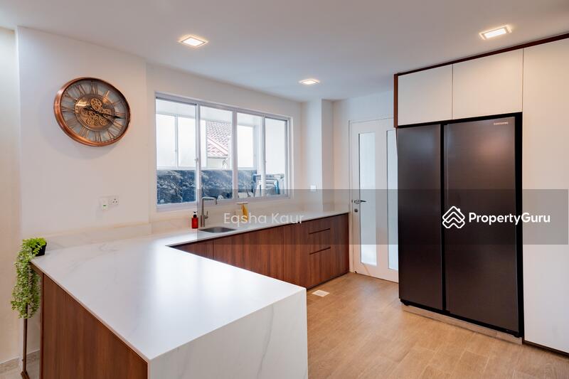Dry Kitchen
