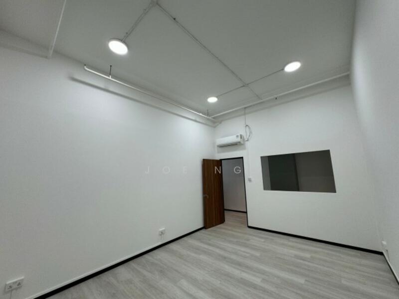 Woodlands 11, 11 Woodlands Close, 350 sqft, Light Industrial (B1) For Rent, by Joe Ng, 60059643 - CommercialGuru.com.sg