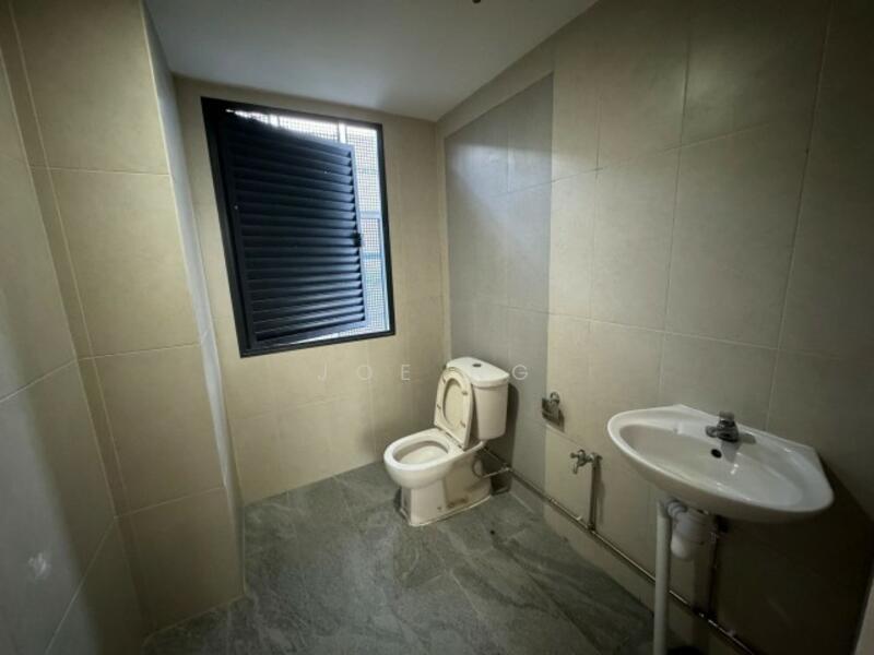 Woodlands 11, 11 Woodlands Close, 350 sqft, Light Industrial (B1) For Rent, by Joe Ng, 60059643 - CommercialGuru.com.sg