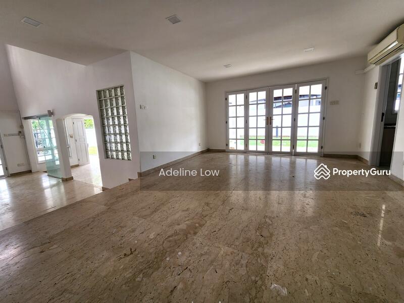 Step-Up Dining Room